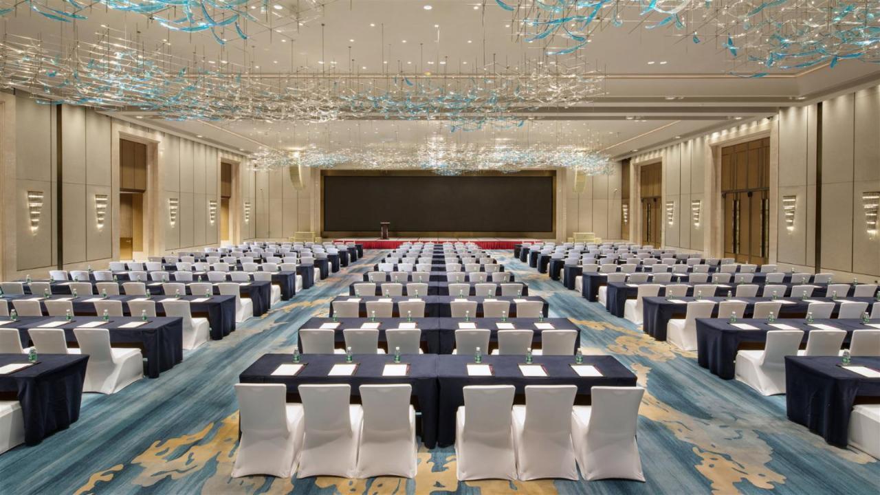 Hotel Crowne Plaza Xiangxi Fenghuang Exterior foto