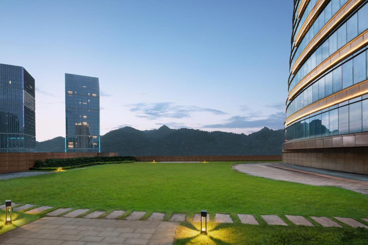 Hotel Crowne Plaza Xiangxi Fenghuang Exterior foto