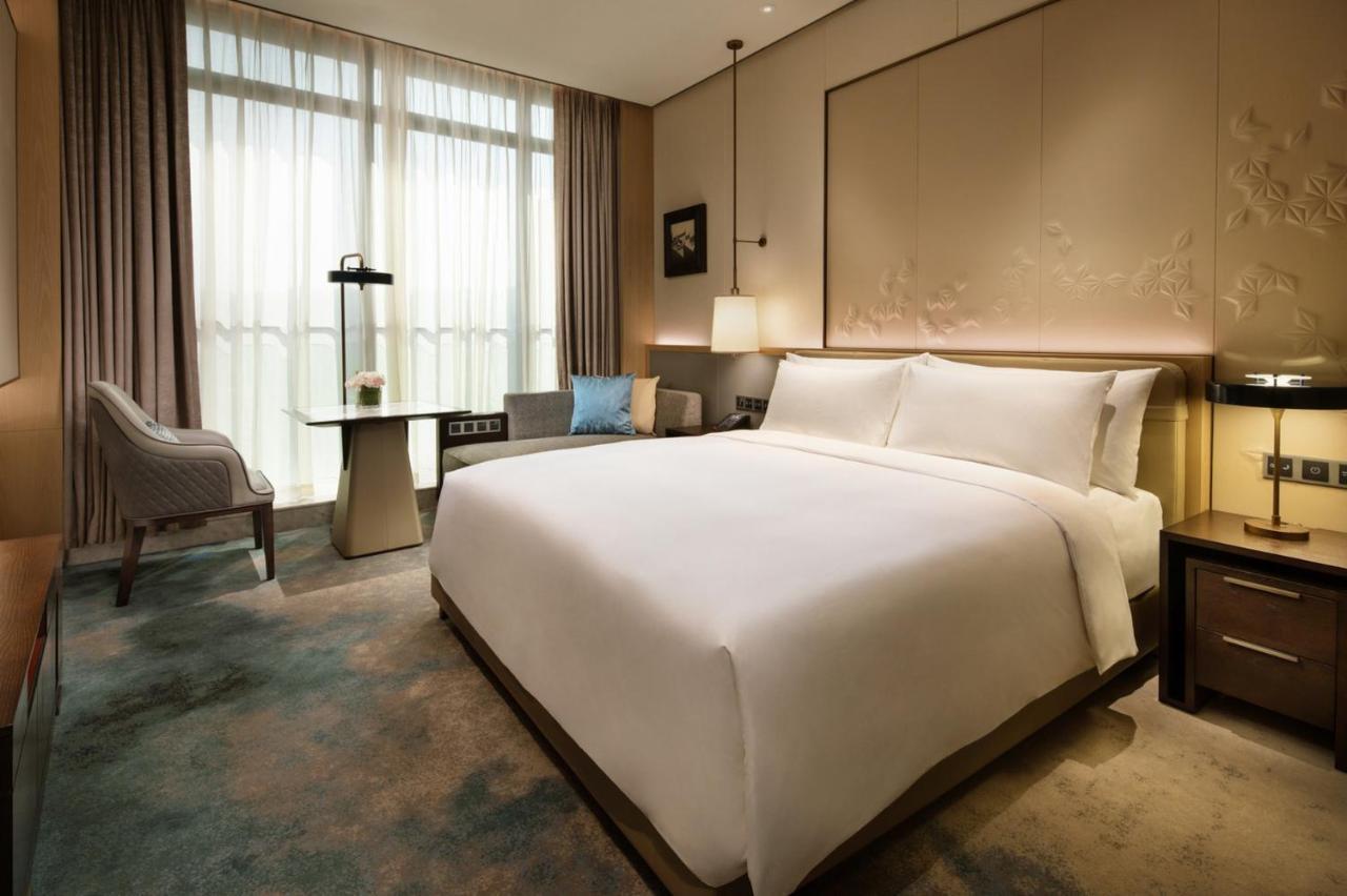 Hotel Crowne Plaza Xiangxi Fenghuang Exterior foto